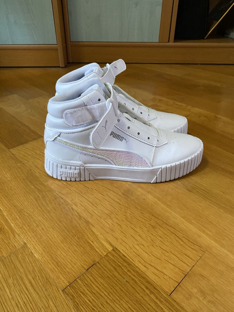 Puma Carina 2.0 Wonderland