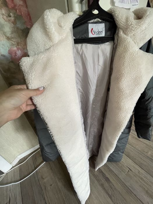 Прддам куртку зимнюю