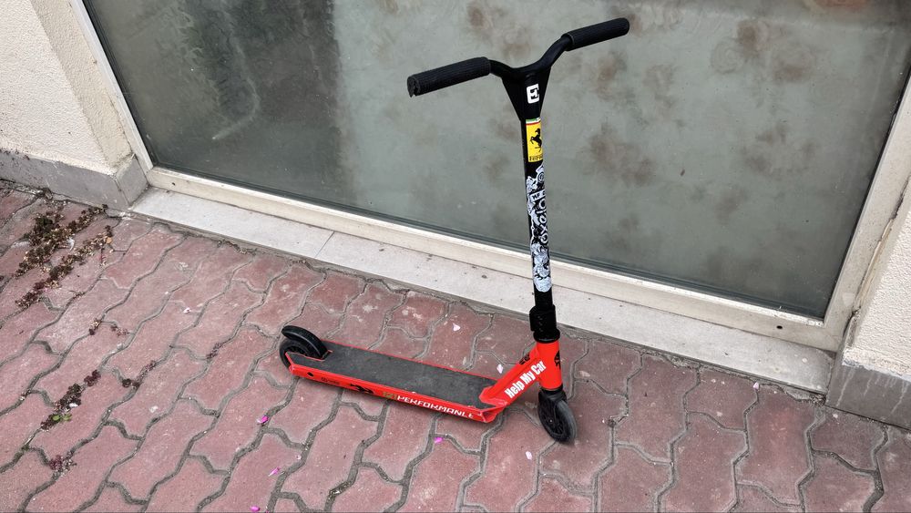 Здравейте,продавм детска тротинетка !