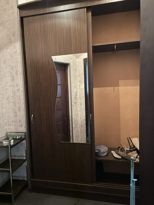 Прихожая б/у.