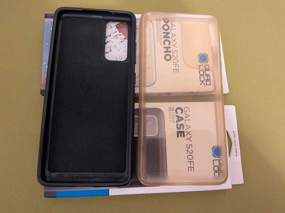 quadlock husa si poncho samsung s20 fe