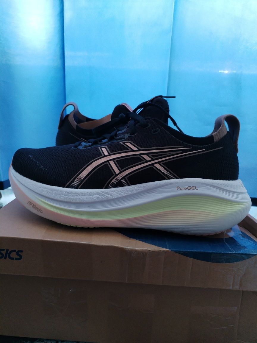 ASICS Gel Nimbus 27 нови 42 номер