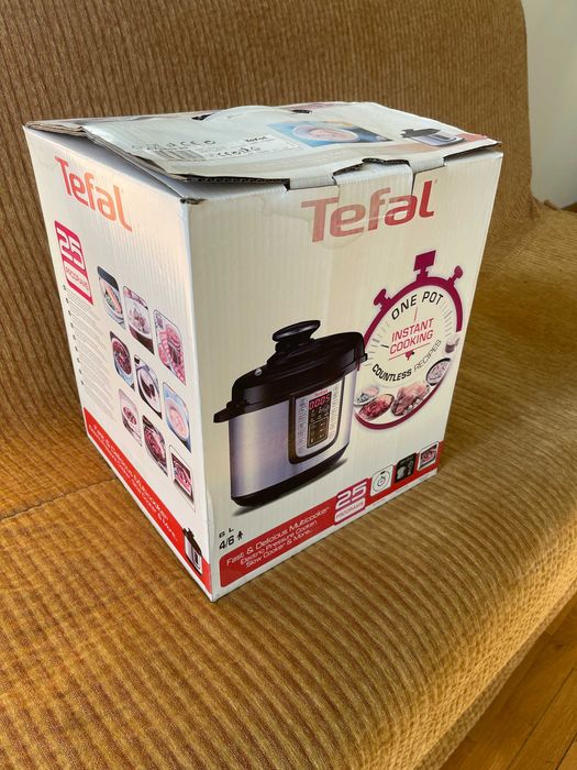 Мултикукър Тефал/Tefal Instant Cooking 6L за 4-6 човека. Неизползван.
