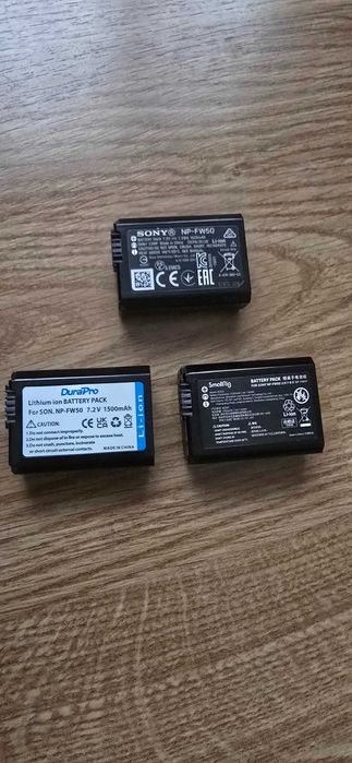 Sony alpha 6000 + Sony 18-200 + Sony чанта + 3 батерии/Sony alpha 6600