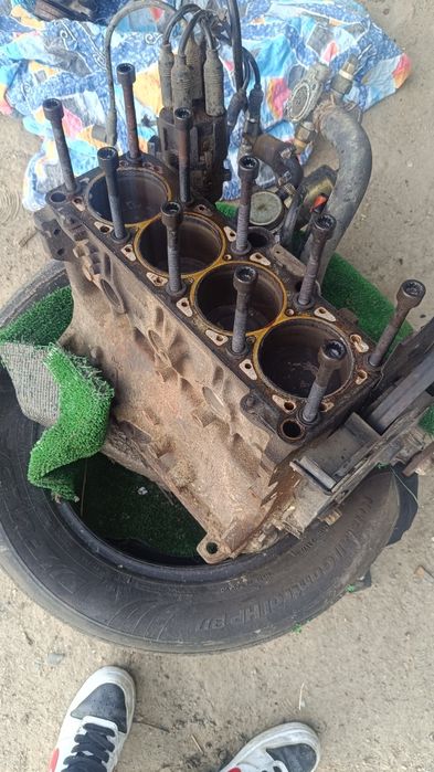 Vând motor VW golf 2. Motor 1.6 carburanție