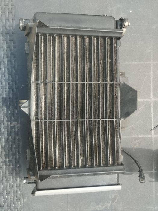 Radiator original complet pentru Yamaha Fz6