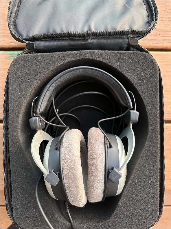Слушалки Beyerdynamic - DT 990 сиви