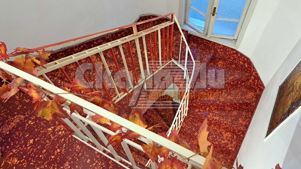 Дава се под наем Ателие в София, Център - 46 кв.м за 300 € - Снимка #15