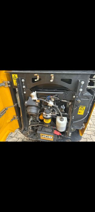 Vând miniescavator JCB 16 .C-1