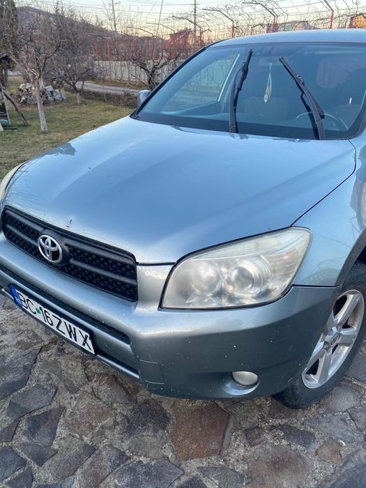 Vand Toyoya RAV 4