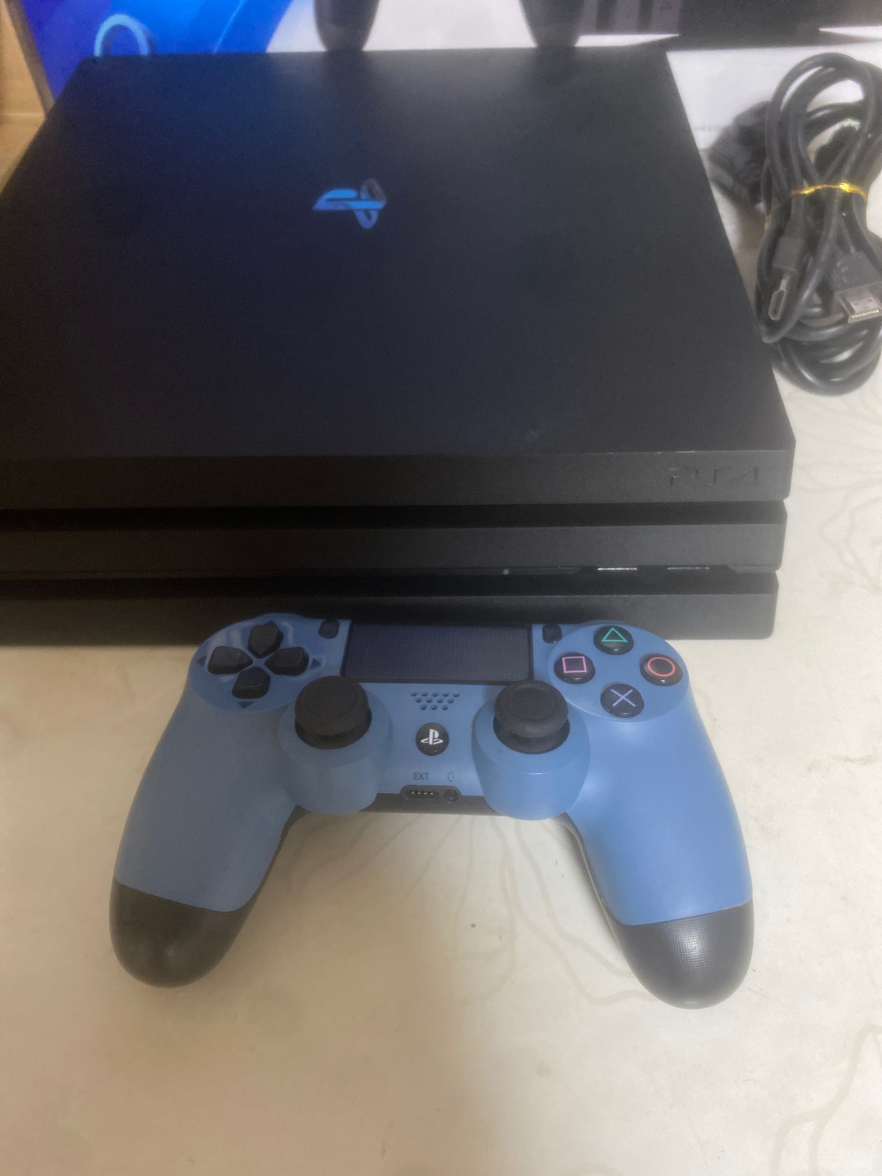 PLAYSTATION 4 PRO        telegram orqali tel qilila