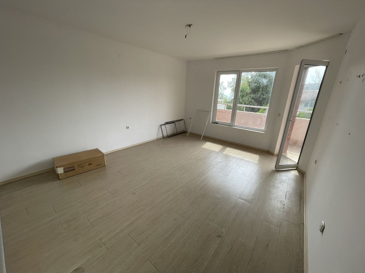 Продава се Двустаен апартамент в Каварна - 91 кв.м за 549 €/кв.м - Снимка #5