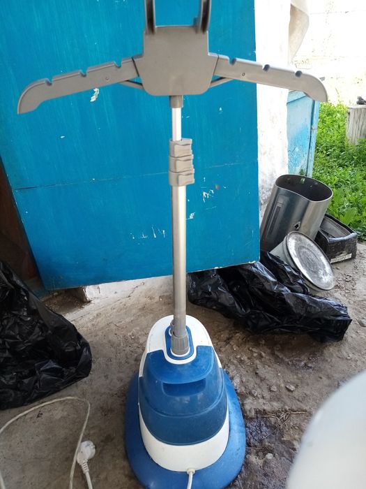 Паровой утюг без