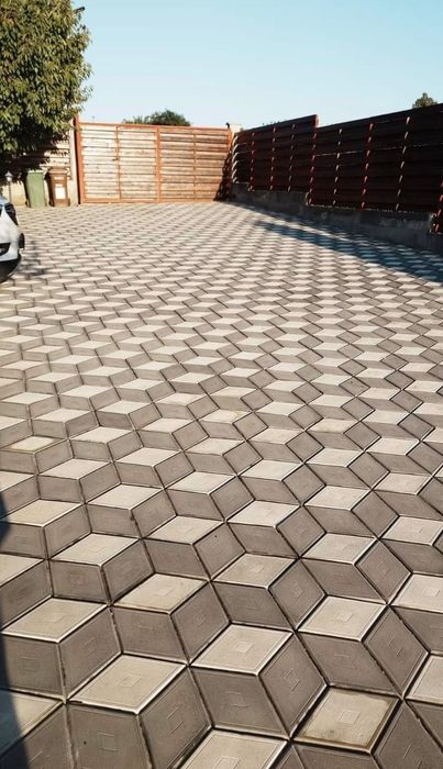 Pavaje la comanda plus montaj peste 200 de modele!!