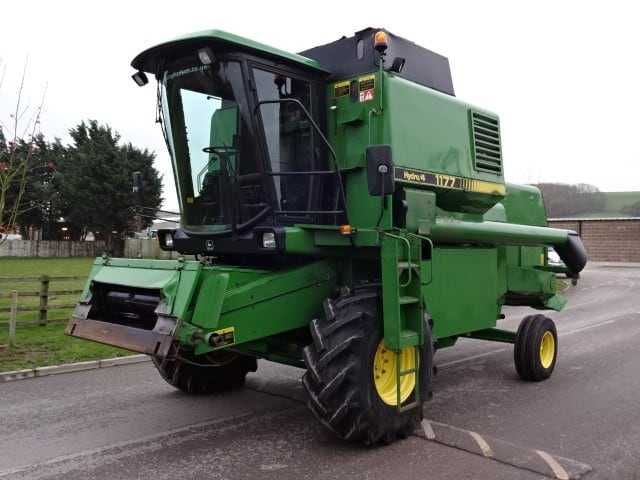 Dezmembrez John Deere 975 Vand Piese John Deere 1177, 1075