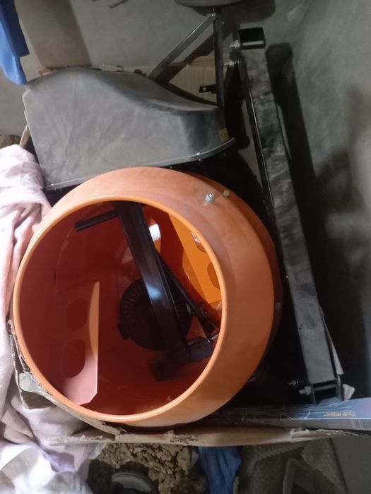 Продам бетонамешалка