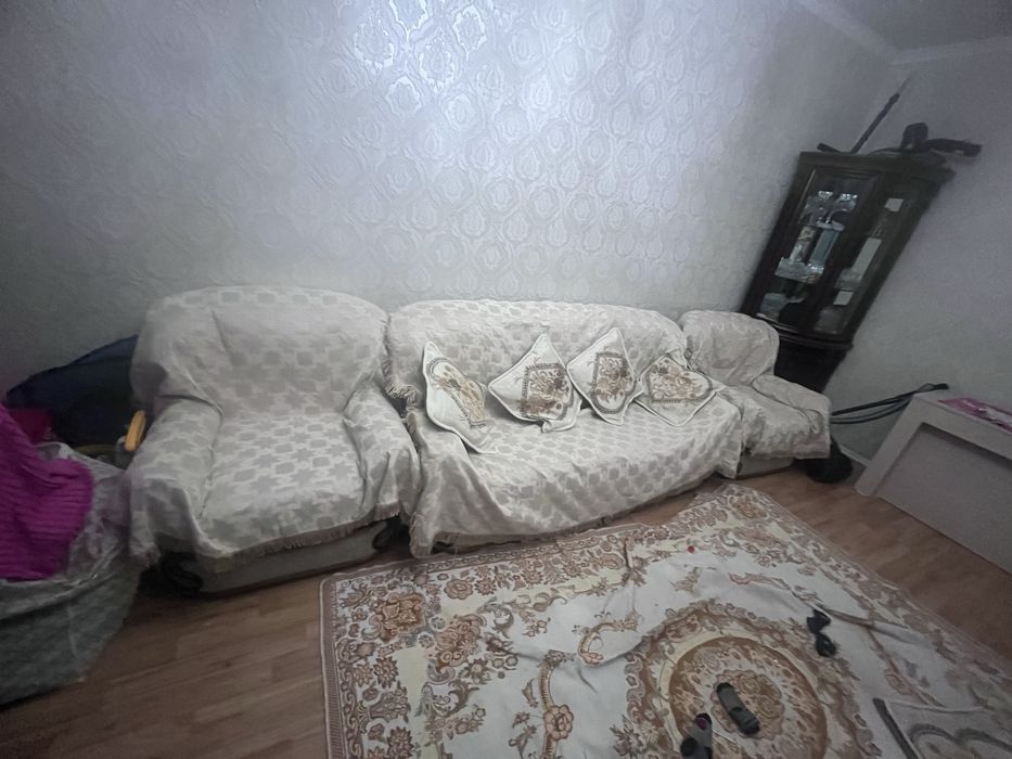Диван два кресло хорошем состояни