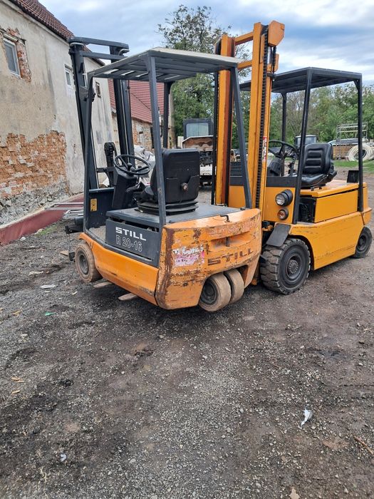 Vând remorci 750KG 3.500KG