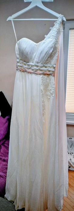 Дизайнерска булчинска/вечерна рокля по поръчка