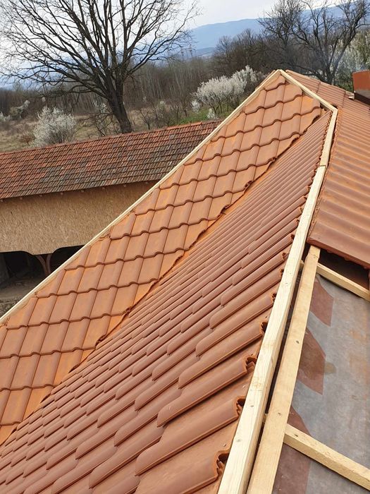 Executăm acoperisuri mansardari reparatii de urgenta etc.
oferta de to