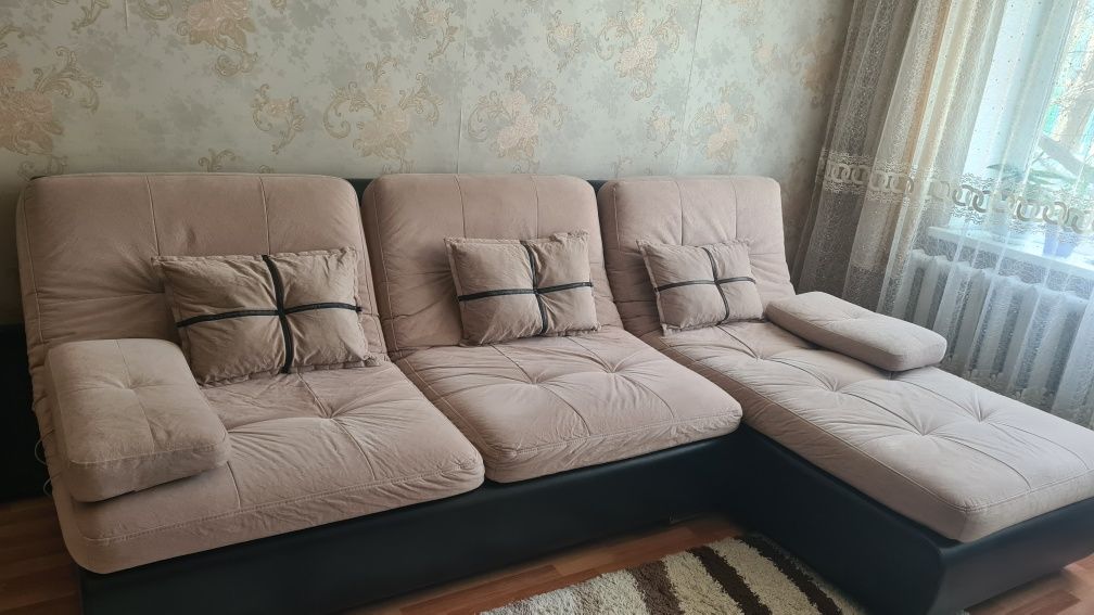 Продам угловой диван