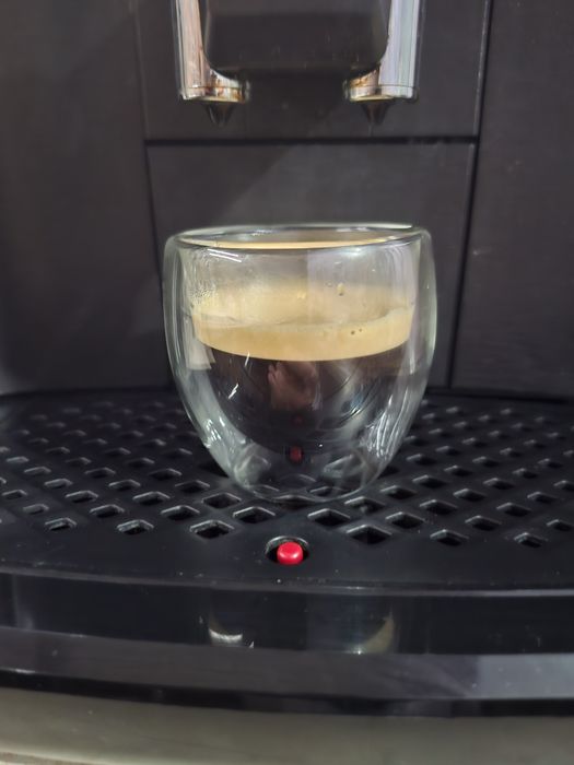 Кафе автомат Philips Series 2200