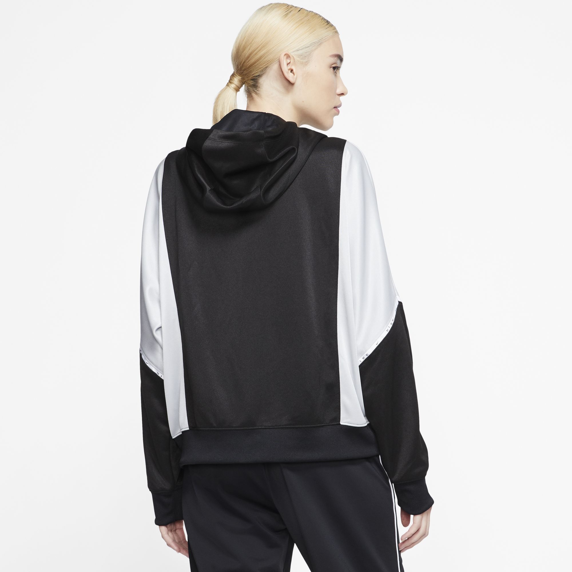 Nike Sportswear Repeat Hoodie оригинално горнище M Найк спорт суичър