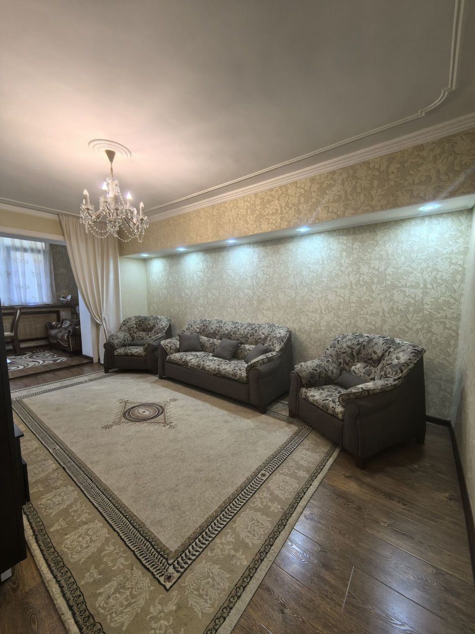 Квартира в центре 4-1-4 метро Минор Ц-5 без посредников
