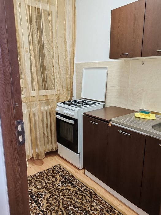 Garsoniera de închiriat