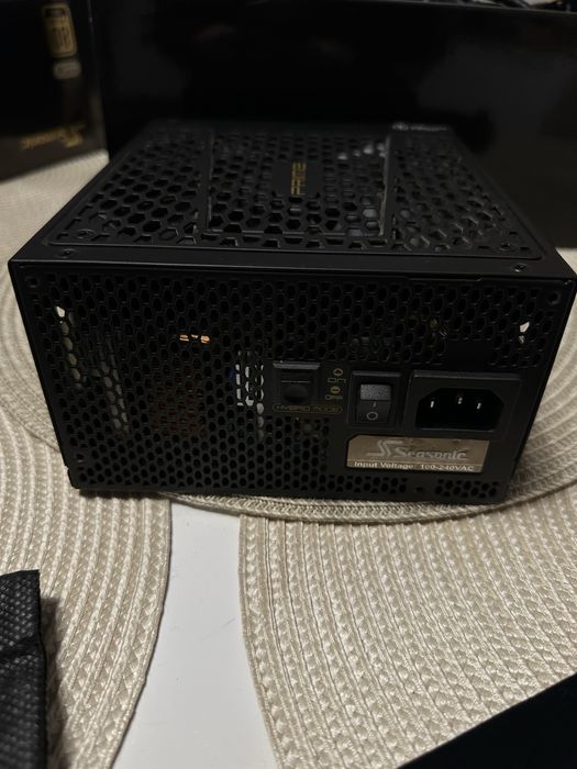 Sursă Seasonic PRIME Gold 850W – 80+ Gold, Full Modular, High-End