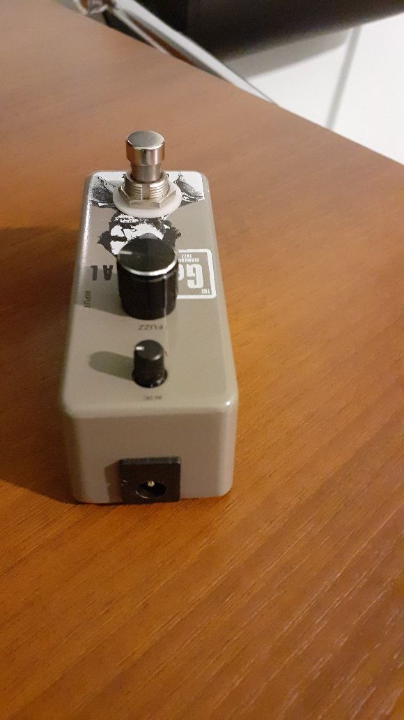 Pedala chitara fuzz