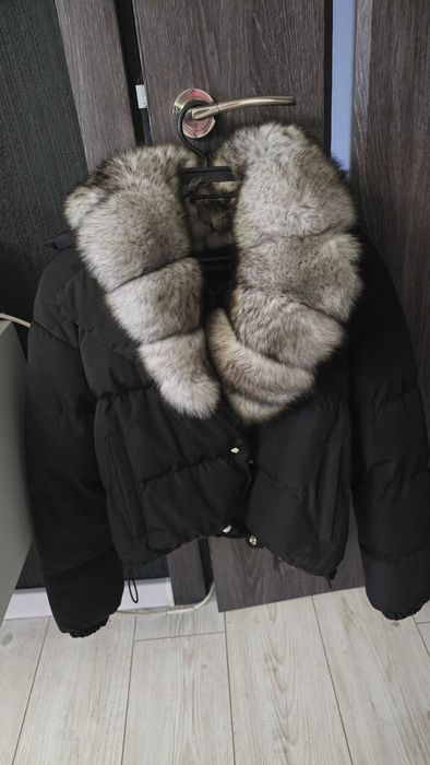 Дамско яке с естествен пух