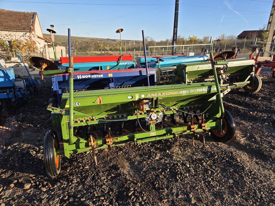 Semanatoare Paioase Amazone D8-30 Special