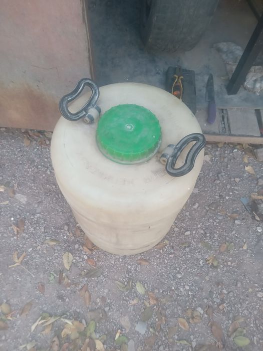 Продам бочку советскую 50 литров