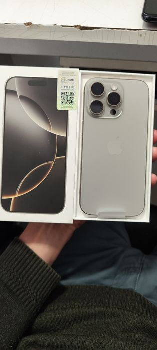 Iphone 16 pro.   65 sikl