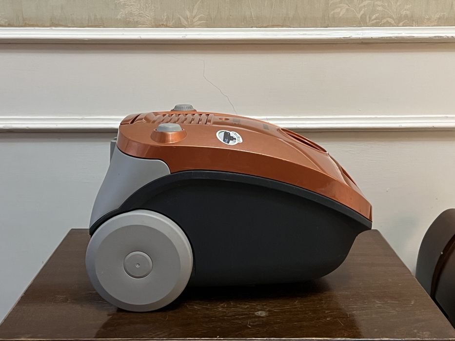 Пылесос Samsung SC4142