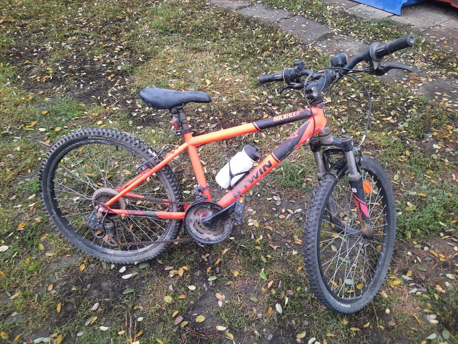 Vând biciclete b-twin