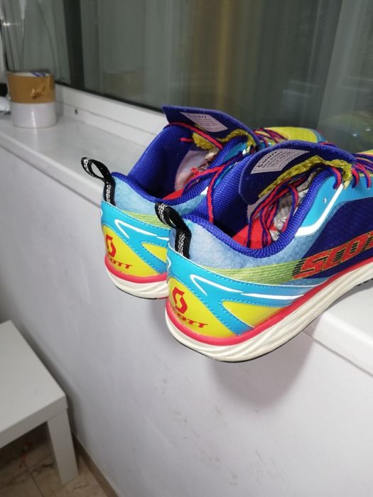 Vand pantofi sport Scott originali nr 45