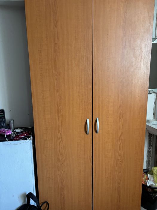 Продам шкафчик  в хорошем состоянии