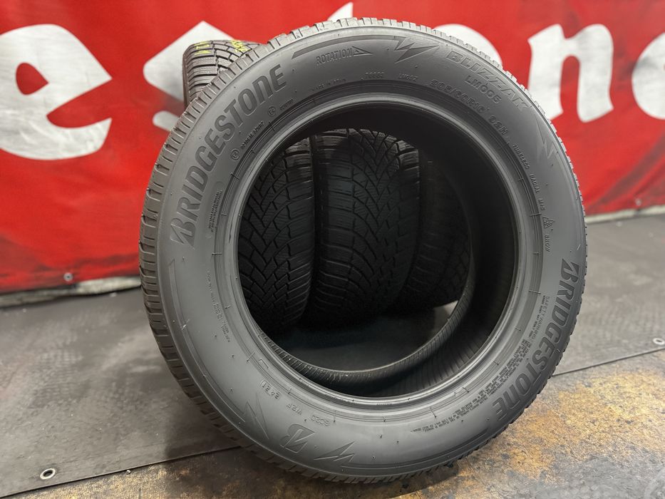 205 60 16, Зимни гуми, Bridgestone BlizzakLM005, 4 броя