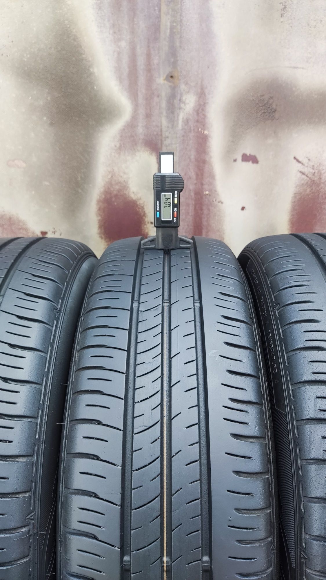 4бр. летни гуми 185/60/16 Dunlop Enasave EC300+
дот20
7мм
Много добро