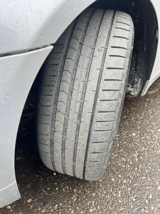 Vand 4 anvelope de vara 225/50 R17!