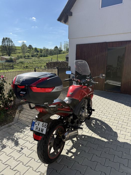 Vand Honda CBF600SA