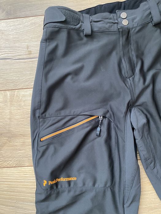 PEAK PERFORMANCE-pantaloni windstopper, stare impecabila, dame S