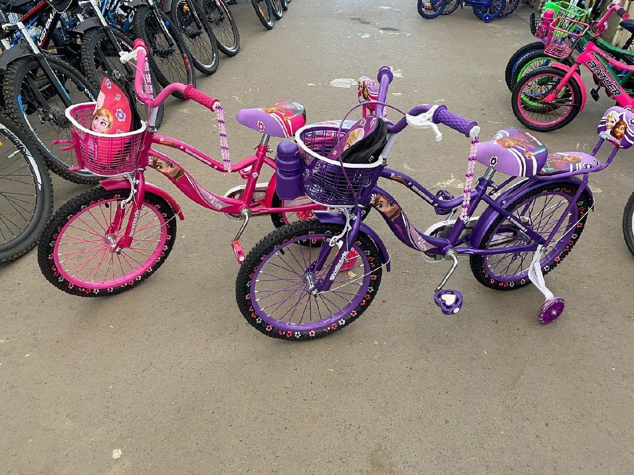 Велосипед для девочек 18 колеса новый