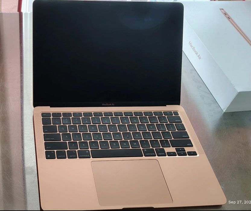MacBook Air 2020  Gold