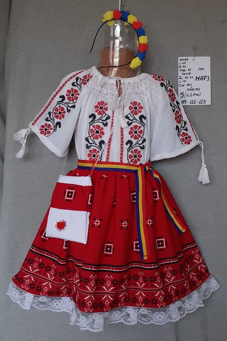 Costum popular pentru copii marimea 5 (6-7-8 ani) 265 lei