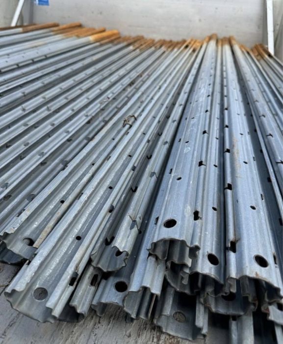 Vand spalieri zincati metalici stîlpi