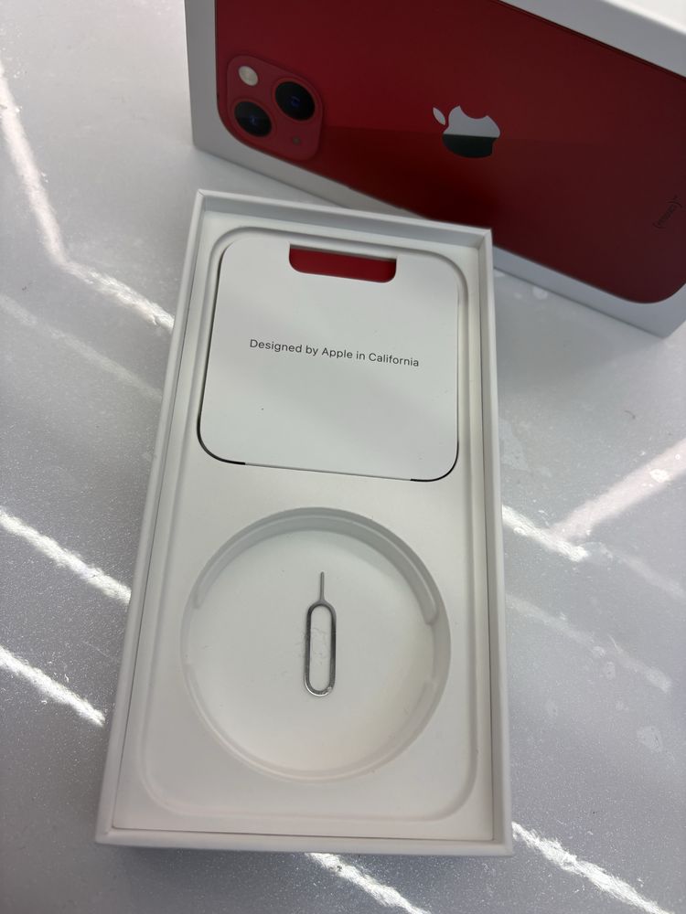 iPhone 13 128GB (PRODUCT) RED