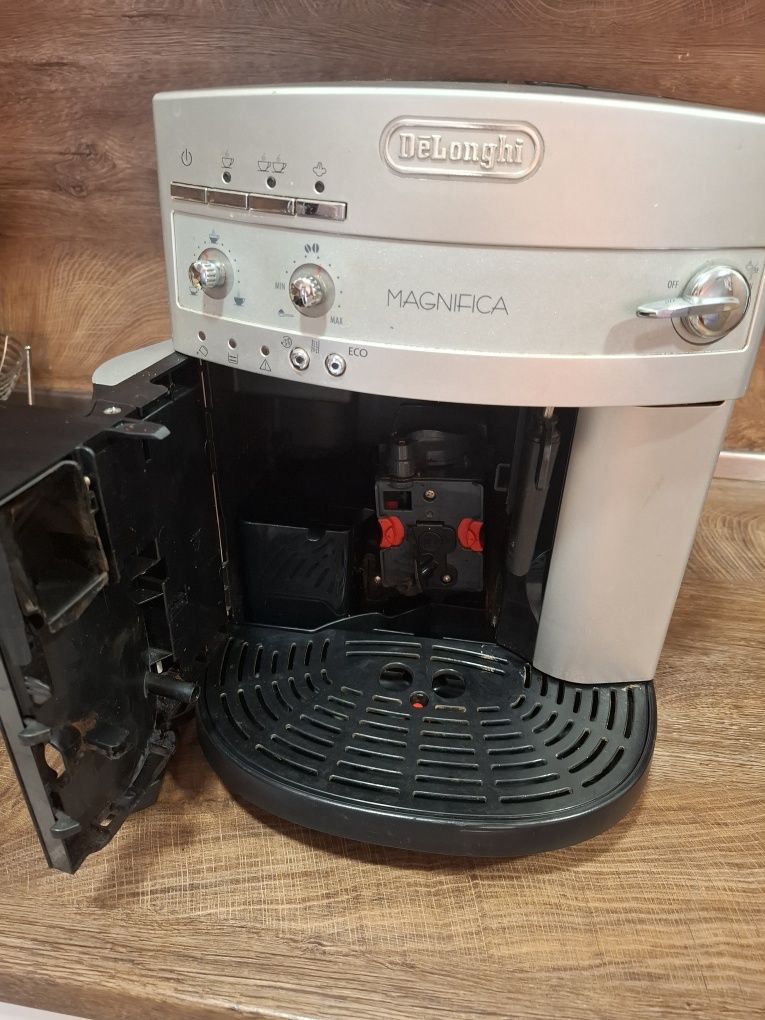 Кафемашина Delonghi Magnifica